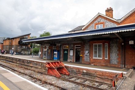 SWNS GWR BOURNE END STATION 2