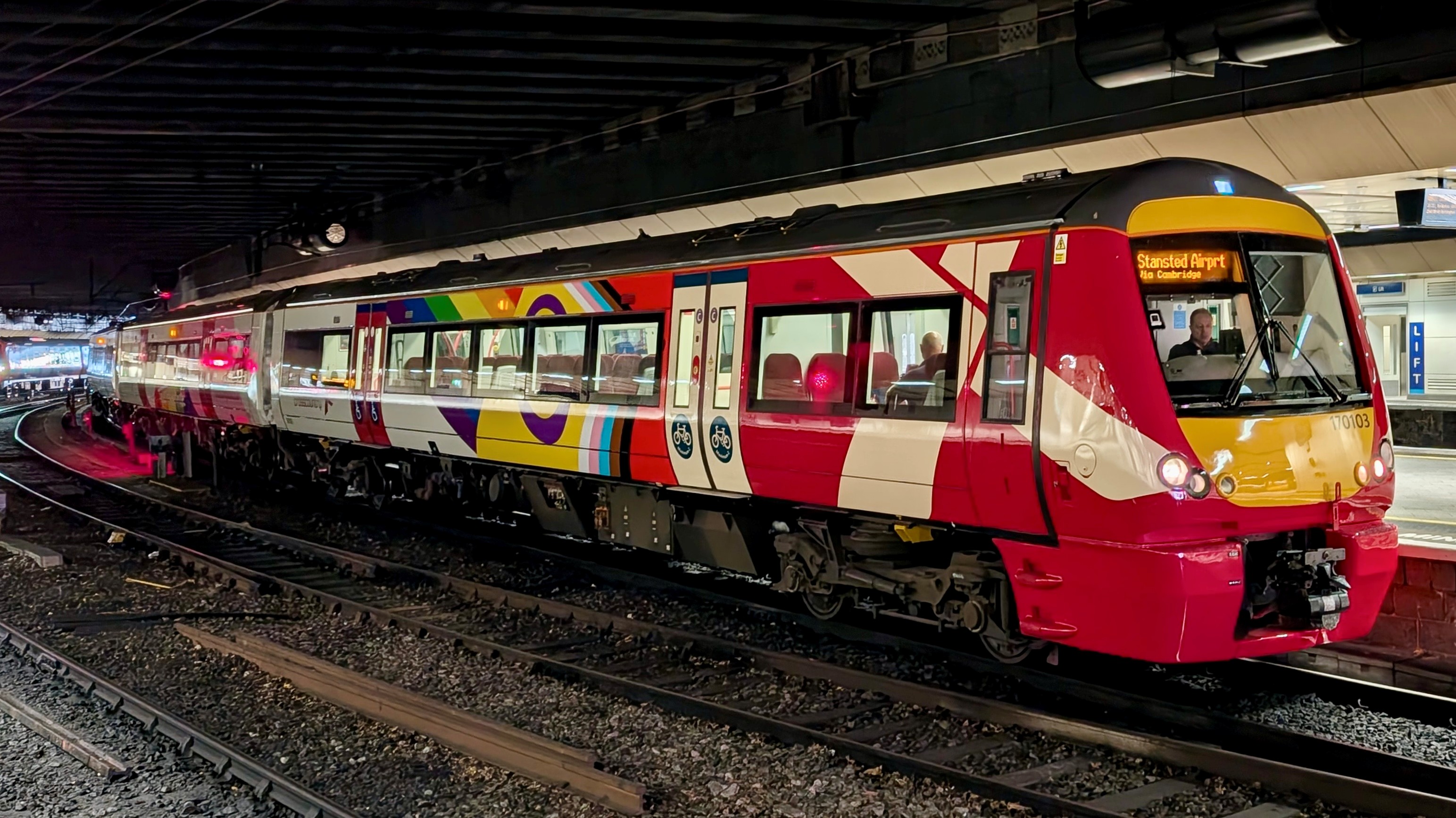 170103 Pride Turbostar at Birmingham New Street 