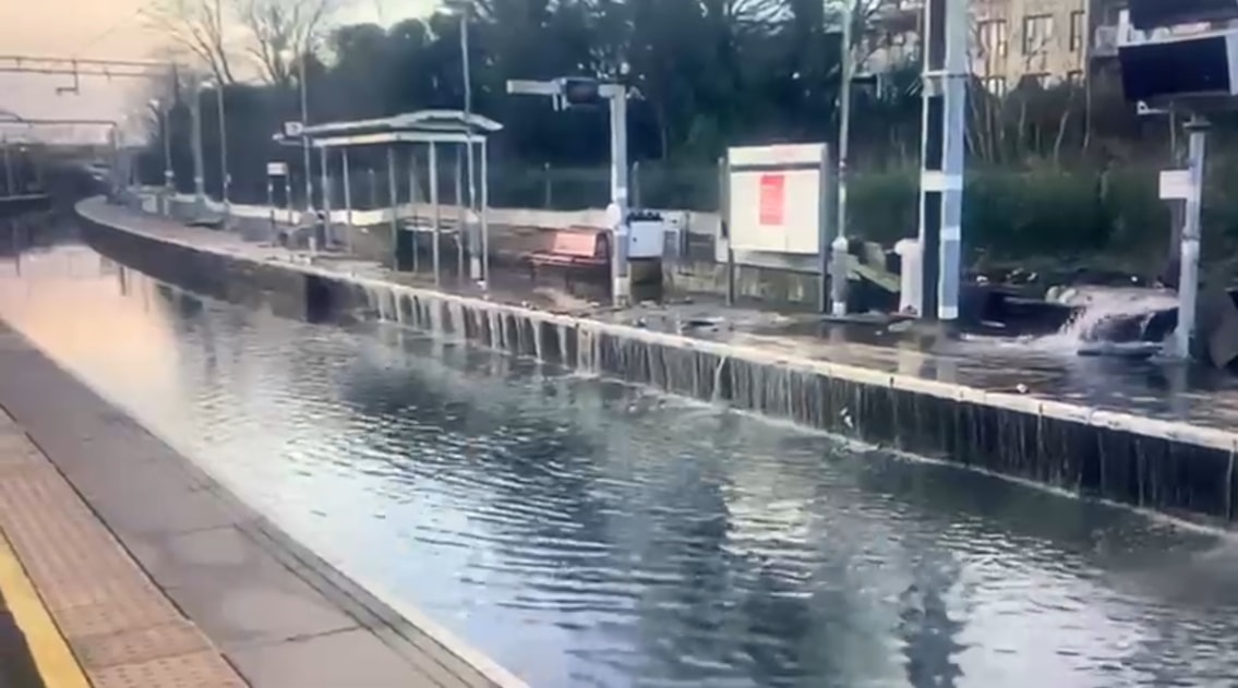 Flooding at Rye House in December 2025 2