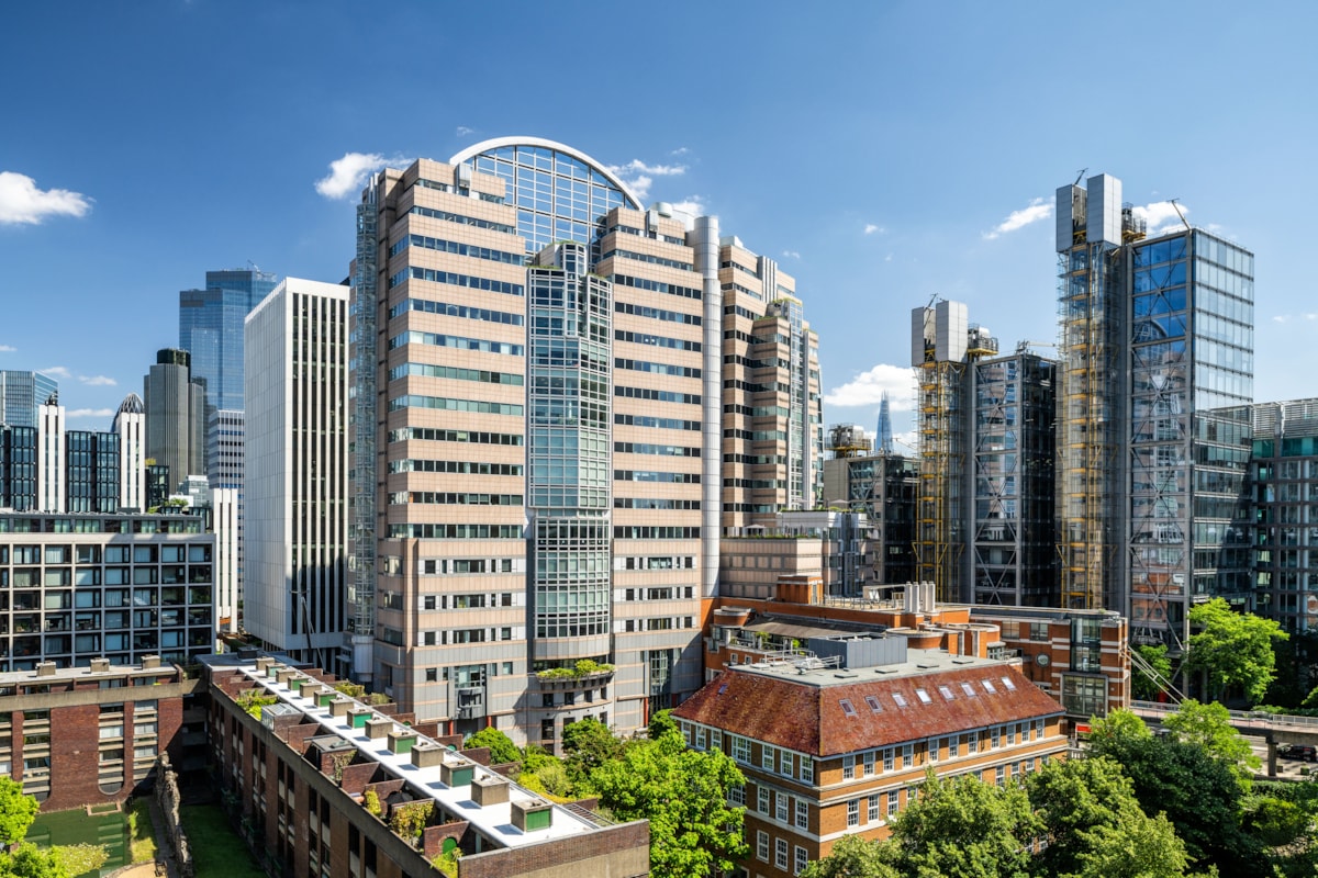 GE2301 Alban Gate View 02 01 with terraces v2