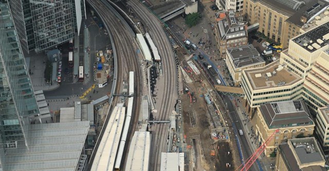 AerialLB1909162: Platforms demolition from above