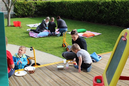 Lady Cathcart Nursery hosts community picnic