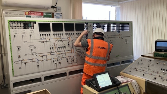 Major progress on projects this Christmas and new year: New signallers' panel being lifted into Hessle Road signal box ahead of commissioning in January (Network Rail) 1