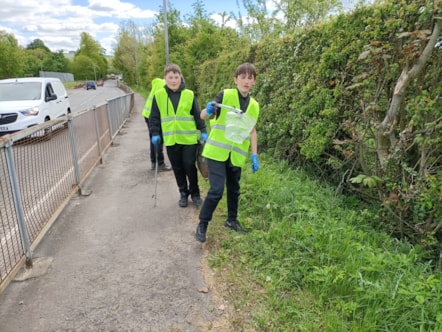 Lunchtime litter pick