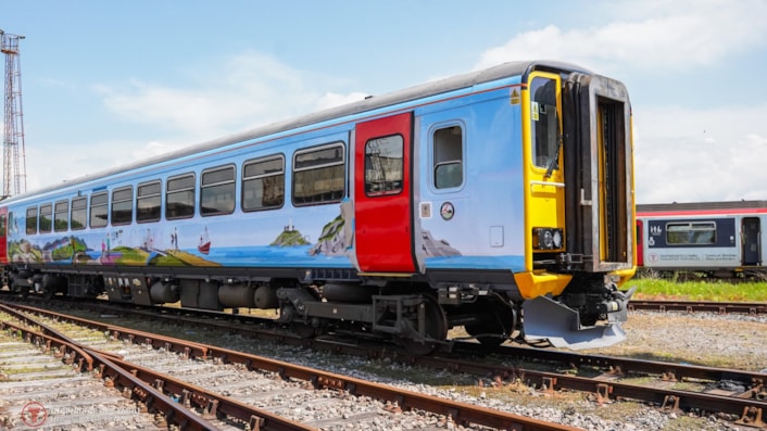 Heart of Wales Line 153s-3