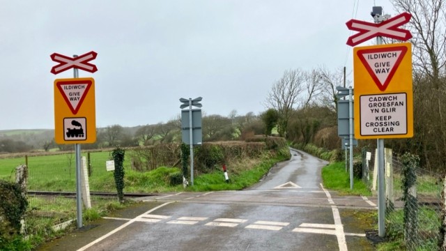 Community alerted to crucial changes at three railway crossings in Pembrokeshire: Beavers Hill Open Crossing, Pembrokeshire (1)