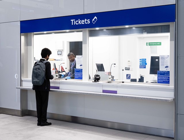 Hayes & Harlington station ticket hall