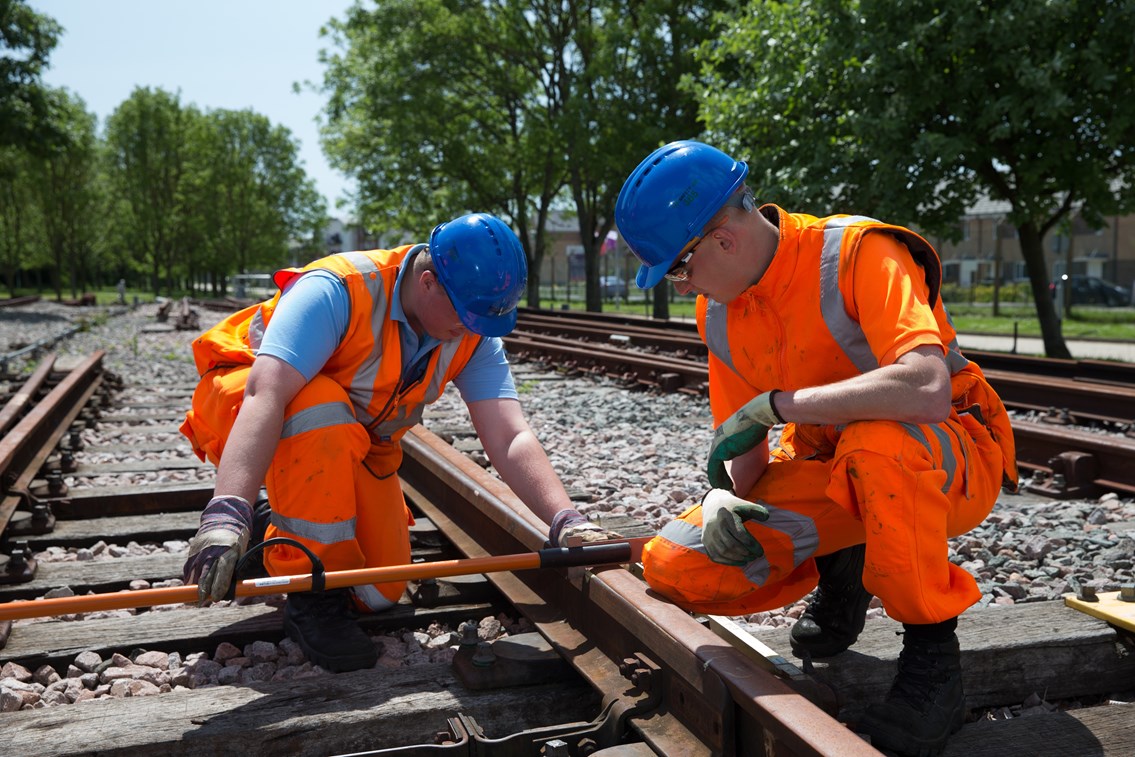 New opportunities to join Network Rail apprenticeship scheme in North Wales: apprentices-on-track