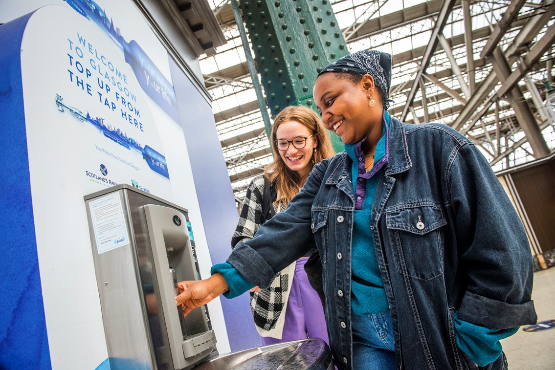 Passengers encouraged to top up from the station tap on World Refill Day: Water points at Glasgow Central World Refill Day 2022