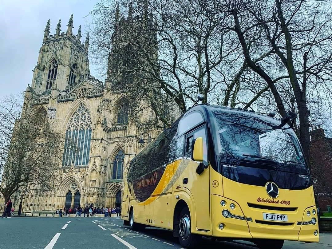 York Pullman coach outside York Minster