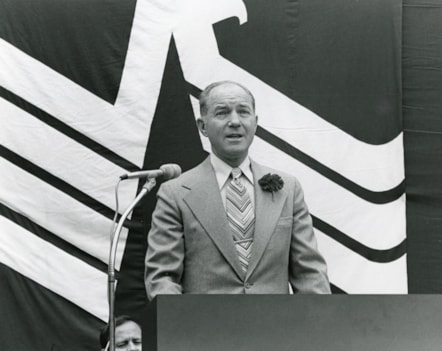 USAA Chairman Samuel Phillips