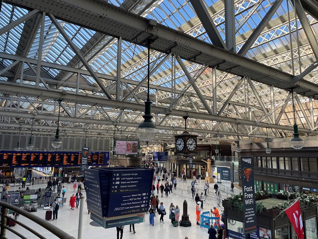 Glasgow Central Station: Glasgow Central Station concourse