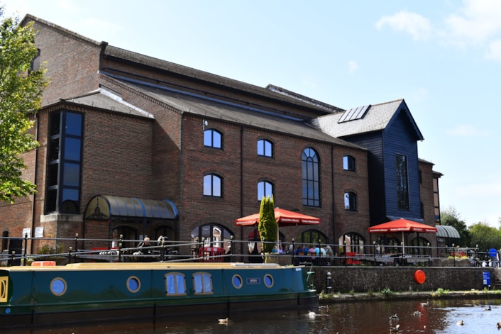 Theatr Brycheiniog - Traws header: Theatr Brycheiniog - Traws header