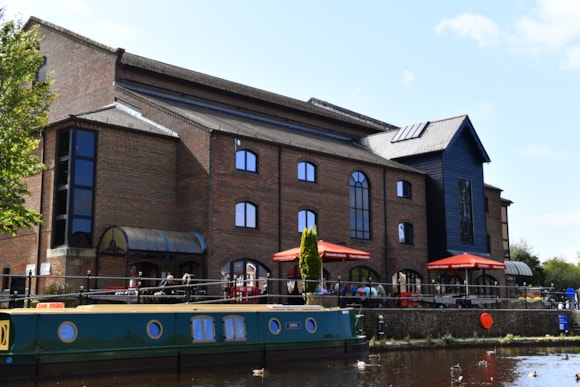 Theatr Brycheiniog - Traws header