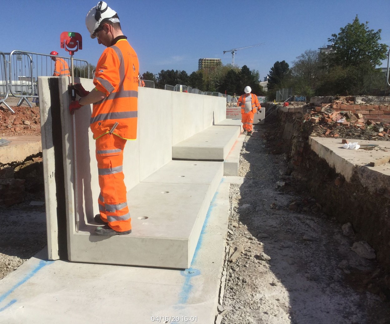 First precast units in position City Reach