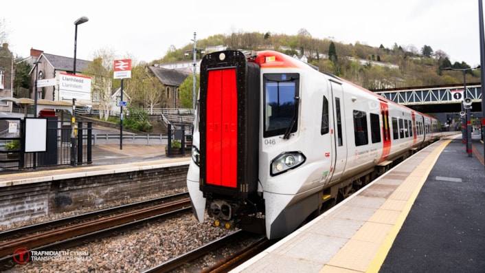 197 launch on Ebbw Vale line at Llanilleth