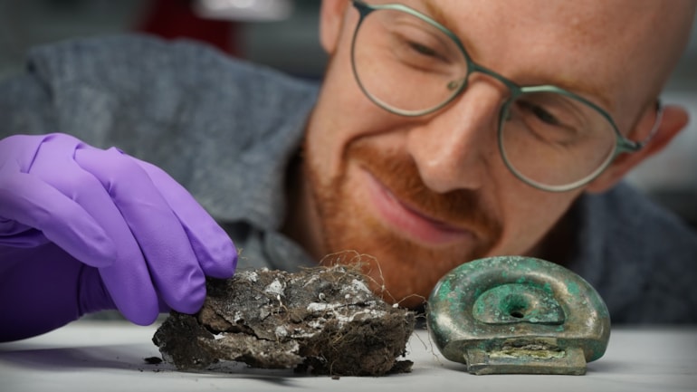 'Extraordinary' Bronze Age find in the Scottish Borders