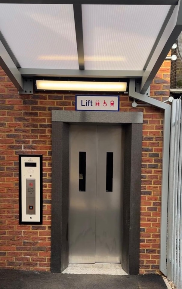 £5.4m Tooting station accessibility scheme completed: New lift at Tooting