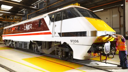LNER Swallow Class 91 at Neville Hill, LNER