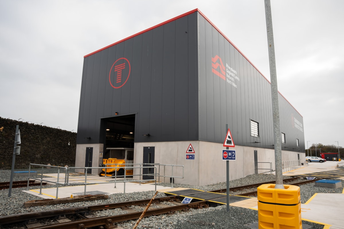 Holyhead Wheel Lathe opening-6