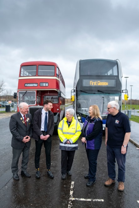 First Bus Lanarkshire 2-2