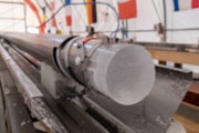 Credit©PNRA IPEV The ice core from the drill head: Credit©PNRA IPEV The ice core from the drill head