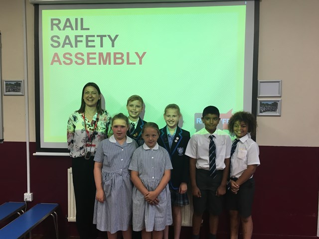 Network Rail director talks to Upminster school children about the importance of railway safety: Eliane with members of the School Council at Oakfields