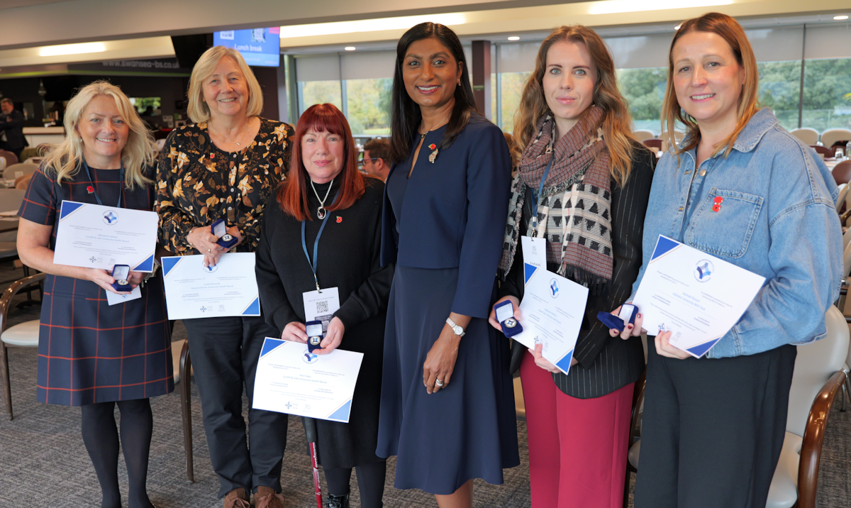 CNO Sue Tranka with award winners