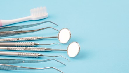 GettyImages-1009276816 (dental equipment)