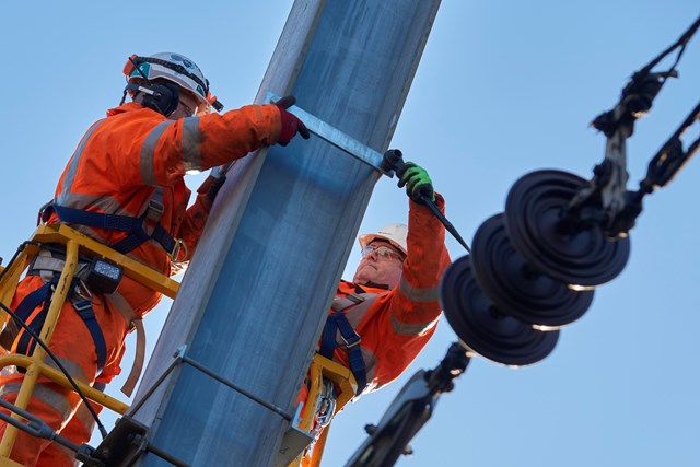 Power supply upgrade on the East Coast Main Line