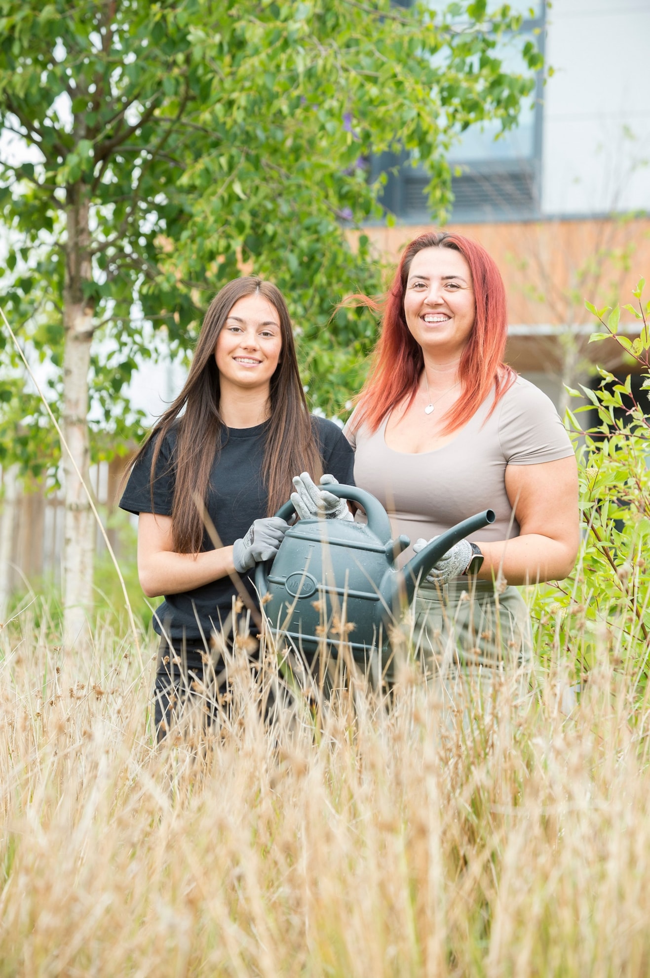 Siemens Mobility volunteers Phoebe Taylor and Zoe Barker