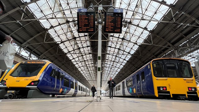 Platform level Manchester Piccadilly