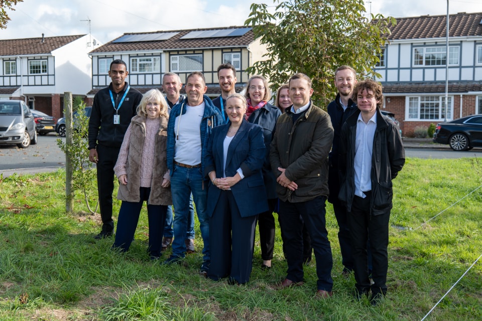 Cabinet Secretary Rebecca Evans with representatives of Challoch Energy Ltd and the South Cornelly Renewable Energy Community Interest Company (SCRE-CIC)