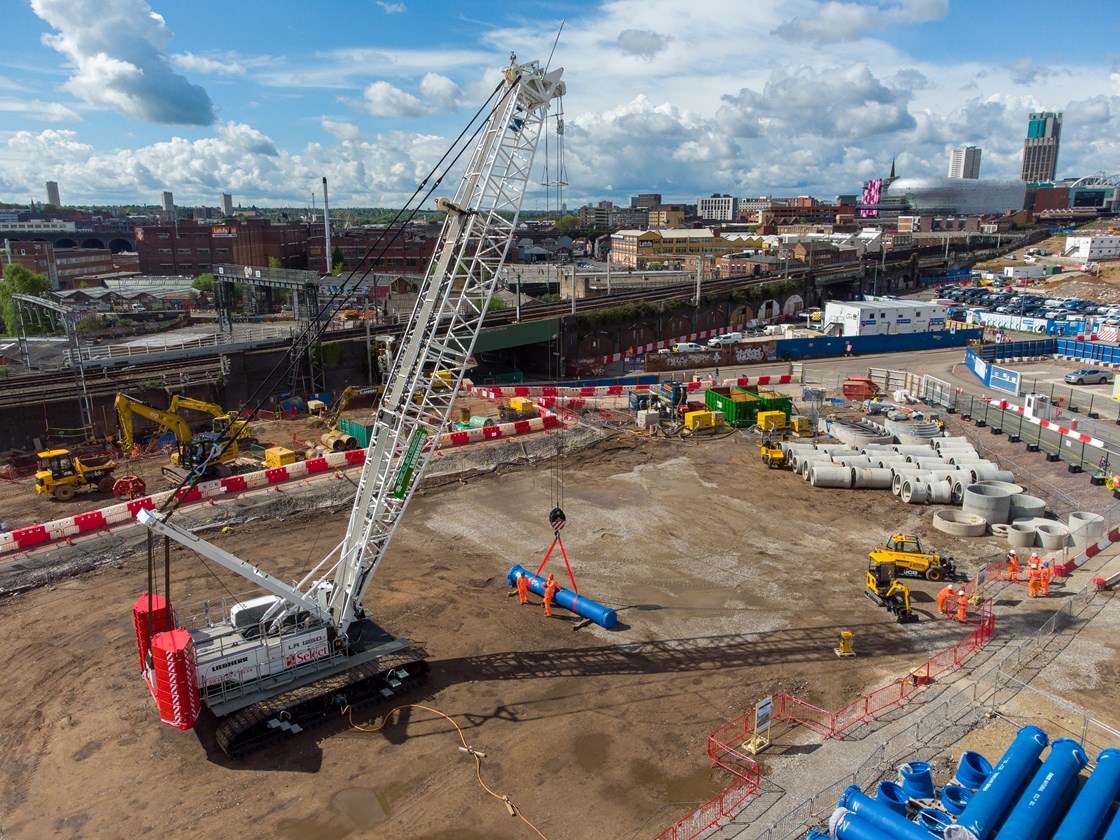 The UK’s first 250-tonne all-electric crawler crane: Credit: HS2 Ltd