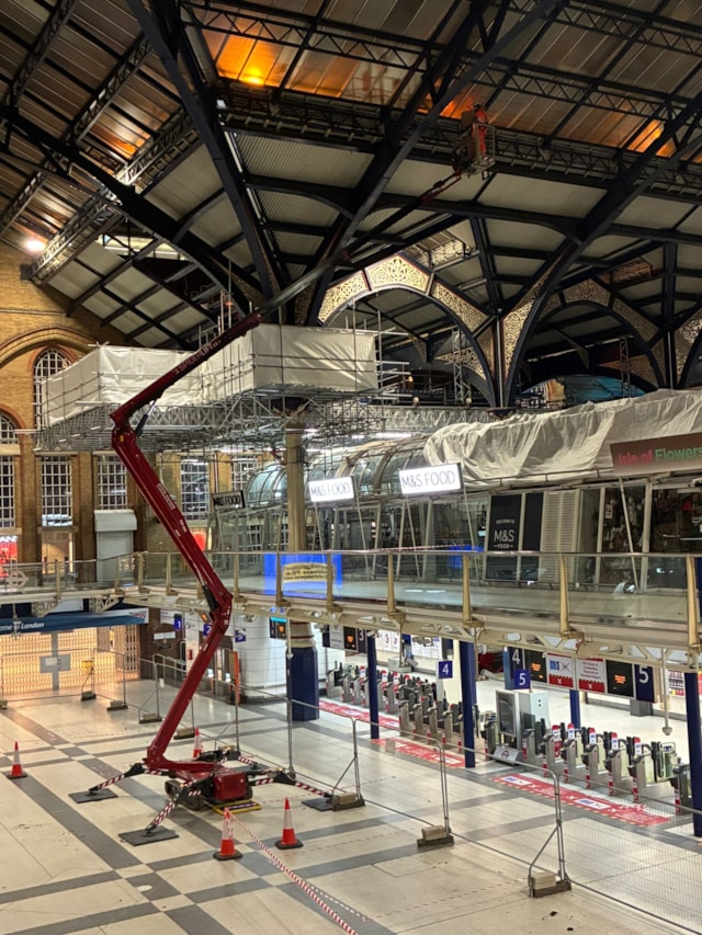 Network Rail Anglia LST Roof Renewal (1)