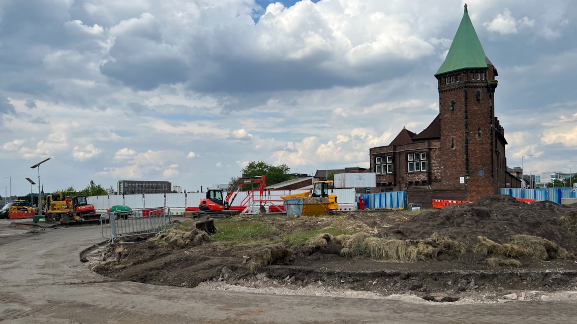 Ten weeks until roundabout and railway bridge replaced in Stockport: Progress on site of the Greek Street bridge