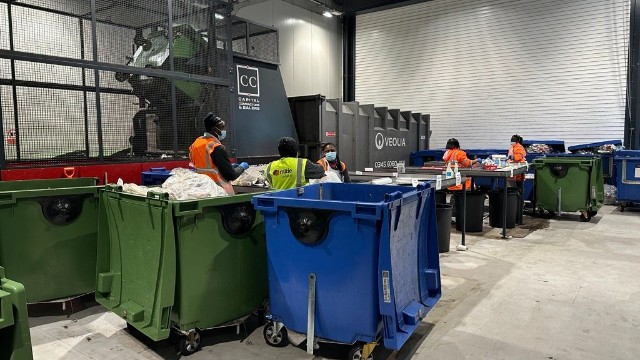 Waste management facility helps to boost recycling at London Euston station on World Recycling Day: Recycling Station Euston