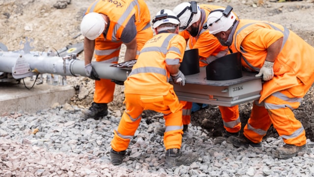 Changes to journeys during major TRU upgrades between Dewsbury and Leeds: TRU Track Work