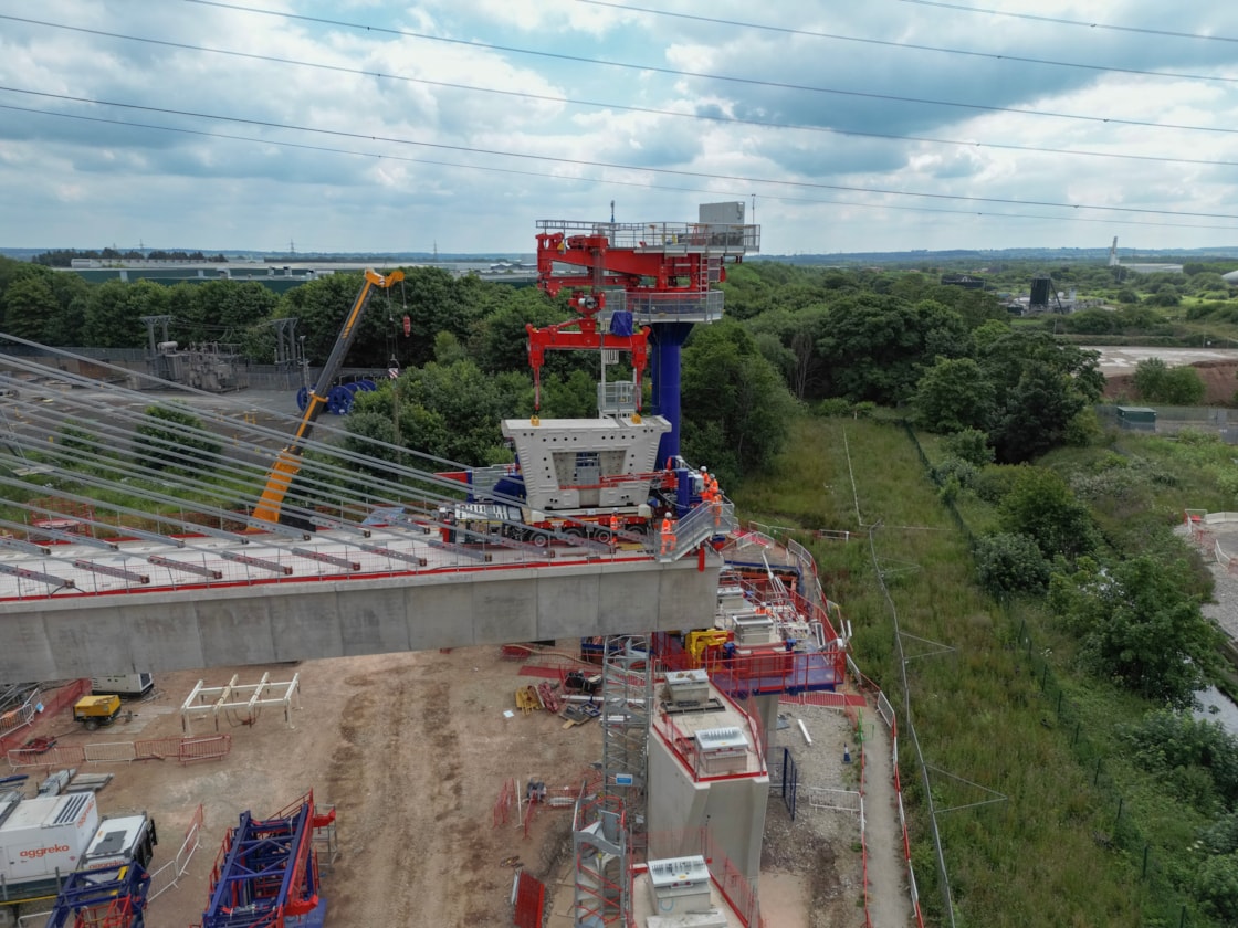 Giant cantilever structure, used in the UK for the first time, has built the first section of HS2’s 472 metre River Tame West Viaducts