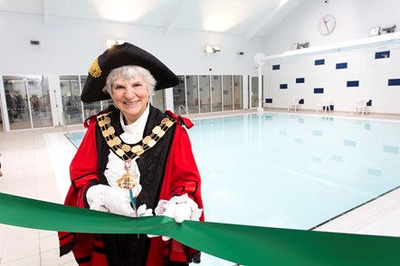 Islington Mayor Cllr Janet Burgess cuts the ribbon to officially open the new Highbury Pool