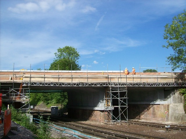 WINCHESTER RAIL BRIDGE WORKS NEAR COMPLETION: Andover Road - New Structure