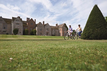 Littlecote House Hotel Grounds Cycling