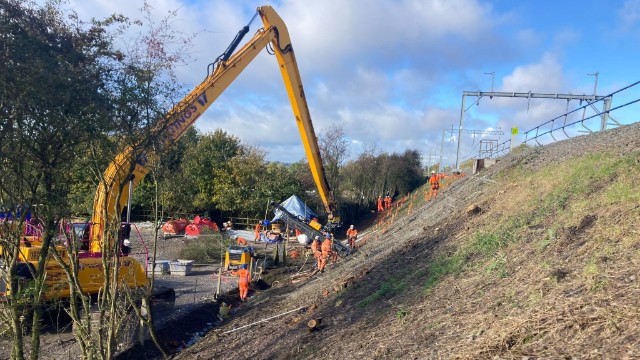 Rail network in East Midlands to spend £27m to improve drainage as climate change worsens: Soil nails being installed at Braybrooke-2