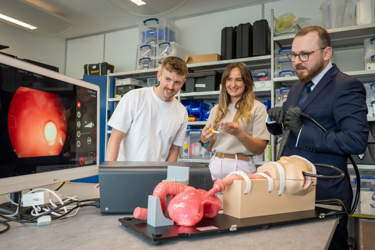 Skills Minister IQ Endoscopes 1