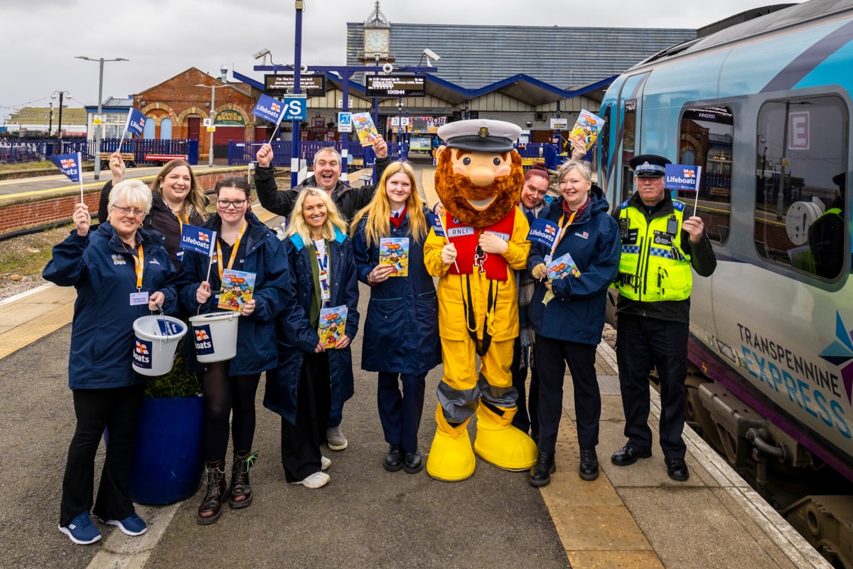 RNLI Cleethorpes by Jonny Walton  5