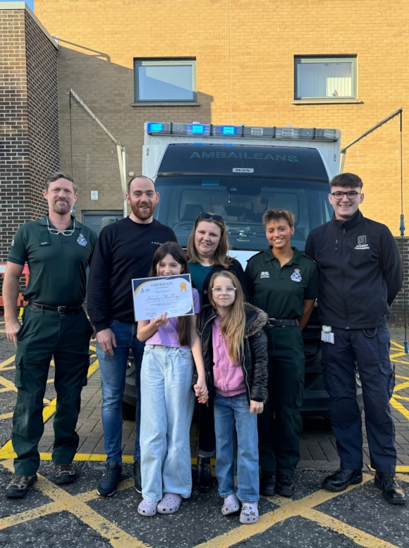 Hayley’s bravery rewarded by SAS after coming to aid of dad and sister after crash: IMG 8162