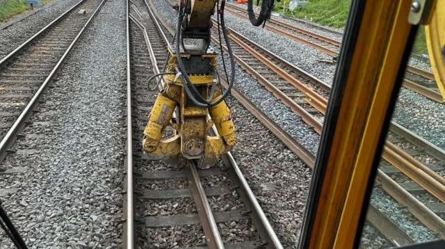 Two weekends of journey changes between London Marylebone and Birmingham: Upgrading the track-2