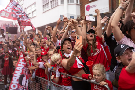 Arsenal Parade 1