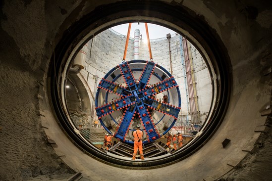 Cutterhead of TBM Eily lowered into place (1)