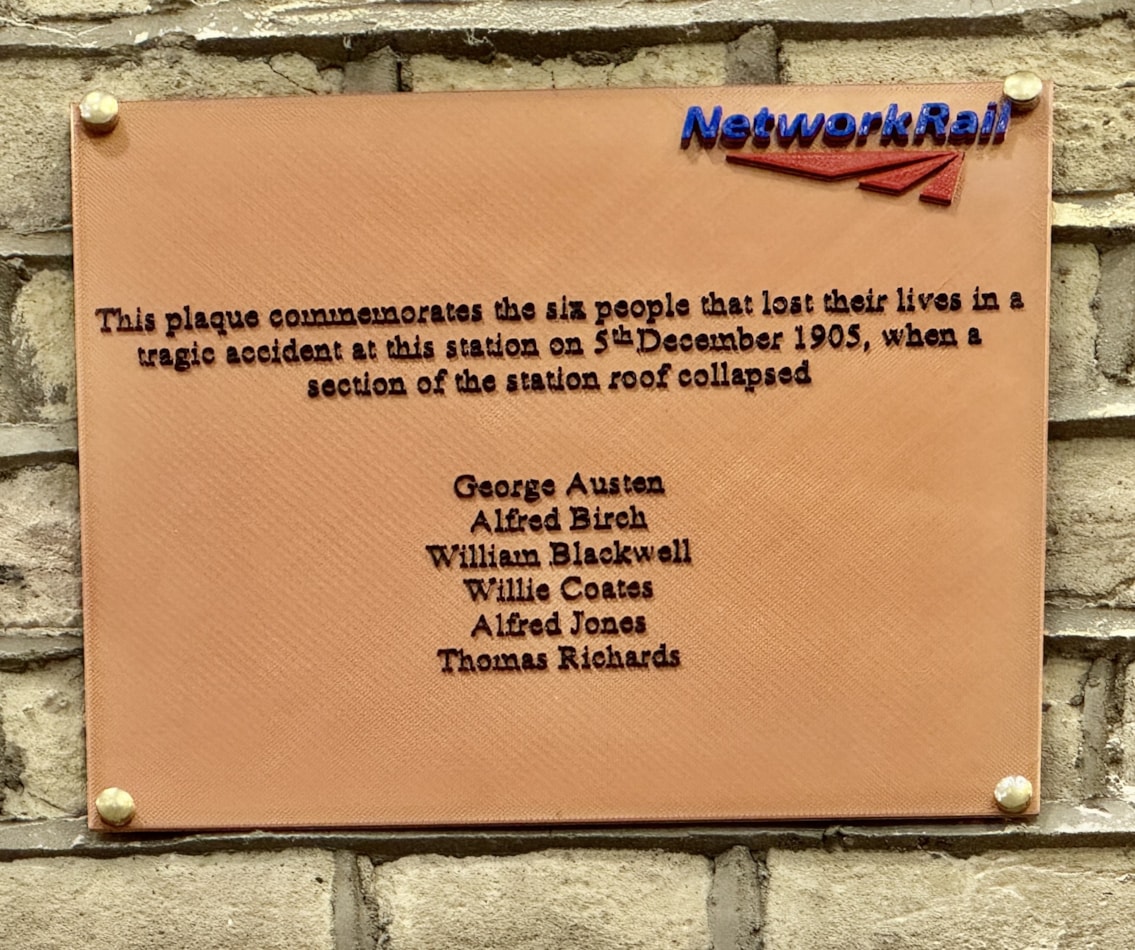 Plaque close-up